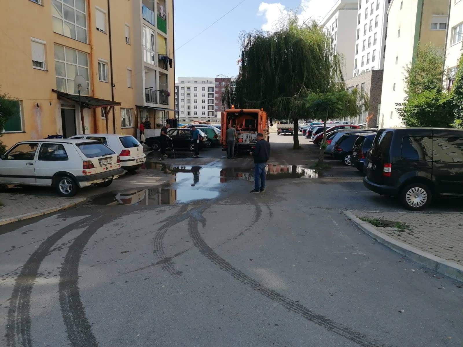 Vazhdon mirëmbajtja në rrjetin e kanalizimit
