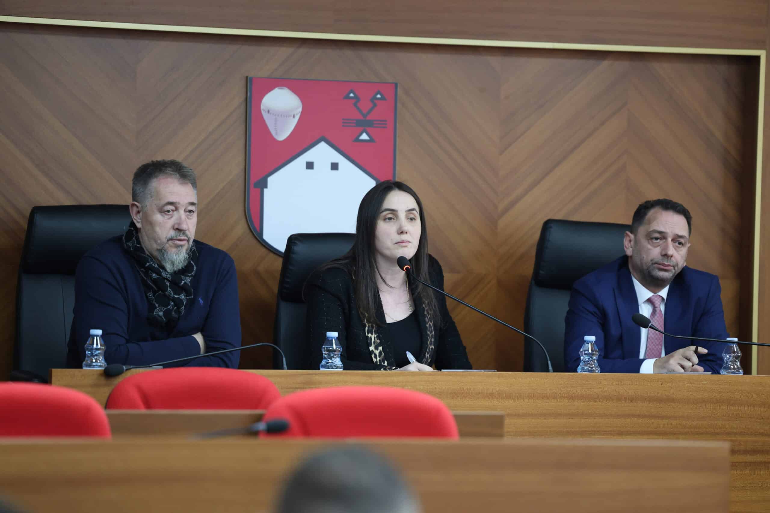 Mbahet mbledhja e rregullt e Kuvendit Komunal të Skenderajt – dhjetor 2025